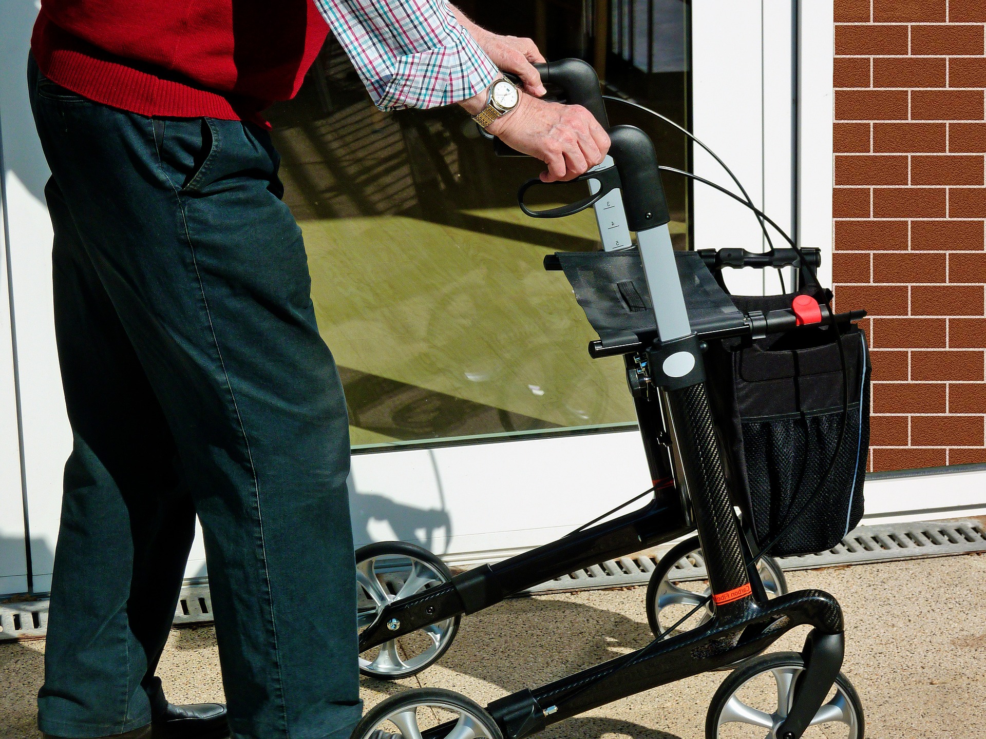 rollator-2298056_1920